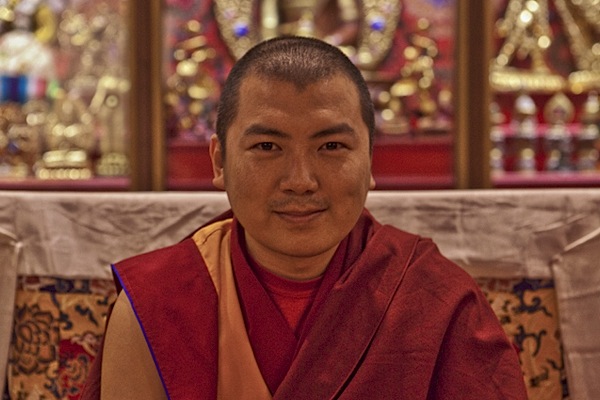 Khenrab Rinpoche